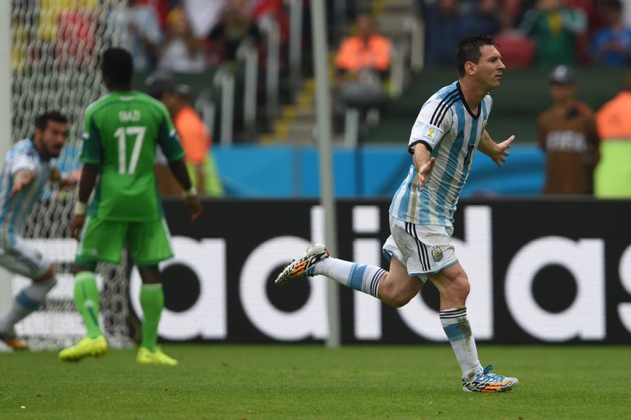 L&#39;esultanza di Messi: gol su punizione al Mondiale, impresa mai riuscita a Diego Armando Maradona. Afp